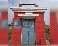 एक साल में चोक हुईं नालियां, बूंद-बूंद पानी के लिए तरस रहे किसान