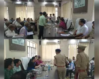 संपूर्ण समाधान दिवस में डीएम ने सुनीं 24 शिकायतें, तीन का मौके पर निस्तारण