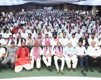 सपा का 2027 मिशन तेज, महाराष्ट्र में रह रहे लोगों से अखिलेश की भेंट