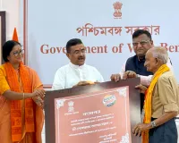 बंगाल में 'लोकतंत्र सेनानियों' को मिली नई सौगात