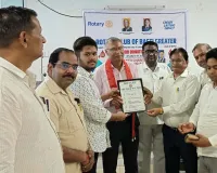 रोटरी क्लब बस्ती ग्रेटर की पहलः शिविर में 52 ने किया रक्तदान