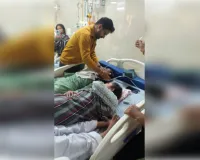 देवरिया में तिरंगा यात्रा के बाद छात्राओं की तबीयत बिगड़ी, मेडिकल कॉलेज में भर्ती