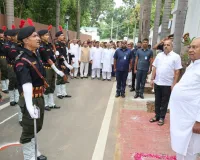 पूर्व मुख्यमंत्री नीतीश कुमार ने ध्वजारोहण कर प्रदेशवासियों को दी बधाई