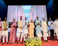 यूपी में 2017 के पहले सपाई हड़प लेते थे गरीबों का राशन कार्ड : योगी