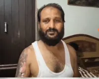   बच्चे को थप्पड़ मारने का विरोध करने पर परिवार पर फेंकी खौलती चाय, दादी, पिता और भाई झुलसे