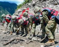 नेपालः सड़ने- गलने लगे शव, प्रभावित क्षेत्रों में महामारी फैलने का खतरा