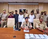 लोन देने के नाम पर मोबाइल फोन को एक्सेस कर बनाते थे अश्लील फोटो 