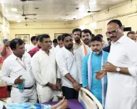 उपमुख्यमंत्री ब्रजेश पाठक ने जिला चिकित्सालय का निरीक्षण कर दिया निर्देश 