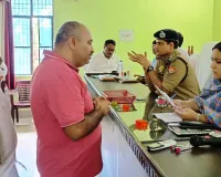 डीएम ने दिया जनशिकायतों का निस्तारण निर्धारित समय सीमा के अंदर करने का निर्देश 