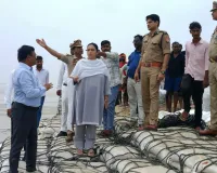 डीएम और एसपी ने निरीक्षण कर दिया तटबंध की सुरक्षा एवं निगरानी व्यवस्था को लेकर आवश्यक निर्देश 