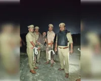 कानपुर में लूट-हत्या का इनामी आरोपित मुठभेड़ में गिरफ्तार