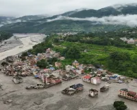 नेपाल में जलप्रलय का तीसरा दिनः अब तक 389 लोगों के शव बरामद, 977 व्यक्ति लापता