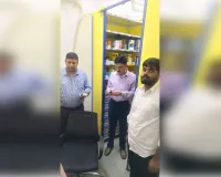 औषधि विभाग की टीम ने दवा स्टोर पर मारा छापा, लगाई रोक