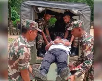 नेपाली सेना ने 21 भारतीयों सहित 123 लोगों को बचाया सुरक्षित 