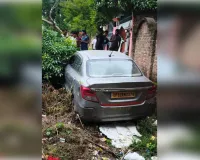 सुलतानपुर में तेज रफ्तार कार का कहर, टक्कर से दो युवतियों की मौत
