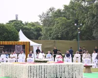 अटल जी की पुण्यतिथि पर राष्ट्रपति समेत कई नेताओं ने दी श्रद्धांजलि