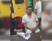 हावड़ा में कांस्टेबल एक लाख रिश्वत लेते रंगे हाथ गिरफ्तार