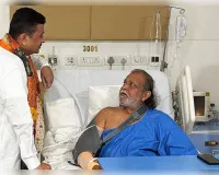बॉलीवुड के जाने-माने अभिनेता मिथुन चक्रवर्ती के हाथ की सर्जरी