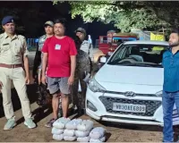गोपीबल्लभपुर में निजी कार से 11 किलो गांजा बरामद, युवक गिरफ्तार