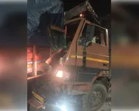 प्रतापपुर ओवरब्रिज के पास डीसीएम की टक्कर में चालक की मौत