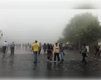 हिमाचल में भारी बारिश ने बढ़ाई चिंता, प्रदेश के 149 सड़कें बंद