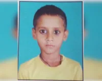 बारिश में भरभराकर गिरी दीवार, मलबे में दबकर बच्चे की मौत