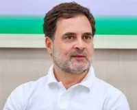 प्रयागराज छात्र से बातचीत में राहुल गांधी ने जाना उनका दर्द