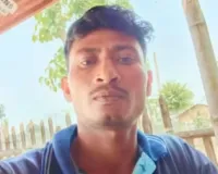 सिमरिया पुल के पास भीषण सड़क हादसा, पिकअप की टक्कर से युवक की मौत