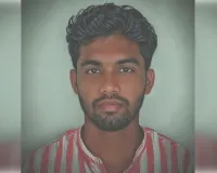 अमेठी में खड़े ट्रक से टकराई बाइक, युवक की दर्दनाक मौत