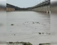 प्रयागराज में फिर बढ़ा गंगा-यमुना का जलस्तर, 24 घंटे में 1 मीटर उछाल