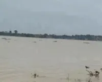 प्रयागराज: गंगा-यमुना का लगातार घटा जलस्तर, सभी तटबंध सुरक्षित