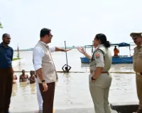 डीएम व एसएसपी ने अटैना घाट का स्थलीय निरीक्षण कर कांवड़ यात्रा व्यवस्थाओं का लिया जायजा 