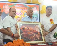 शिक्षाविद प्रो0 शिवाकांत ओझा का समारोहपूर्वक मनाया गया जन्मदिन, हुए सम्मानित