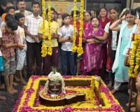श्रावण मास में भोलेनाथ का भव्य श्रृंगार, श्रद्धालुओं ने किए दर्शन-पूजन