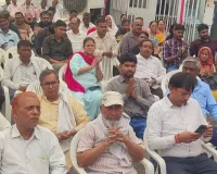 बिजली कर्मियों का वेतन रोकने पर संघर्ष समिति का कड़ा विरोध