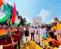 तिरंगा यात्रा का सैकड़ों लोगों के साथ किया जोरदार स्वागत