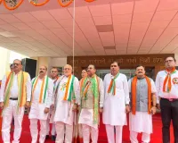 शहीद संग्रहालय में वित्त मंत्री सुरेश खन्ना ने फहराया तिरंगा, शाहजहांपुर में हर्षोल्लास से मनाया गयावां  स्वतंत्रता दिवस