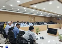 डीएम की अध्यक्षता में समीक्षा बैठक हुई आयोजित