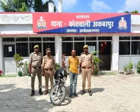 चोरी की मोटरसाइकिल के साथ 1 गिरफ्तार