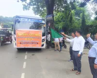 सीडीओ ने पान उत्पादक कृषकों के दल को हरी झण्डी दिखाकर किया रवाना
