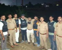 पुलिस मुठभेड़ में शातिर चोर गिरफ्तार