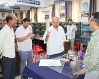 डीएम ने जवाहर नवोदय विद्यालय व बृहद संरक्षण गौशाला का किया निरीक्षण