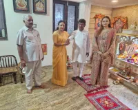मोना ने अधिवक्ताओं समेत बड़ी संख्या मंे भाईयों की कलाई में बांधी राखी