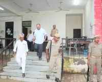 डीएम ने ईवीएम एवं वीवीपैट वेयरहाउस का किया निरीक्षण