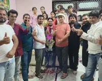क़ाज़ी जमशेद, बाबू का फेसबुक मोनेटाइज, पहली कमाई पर जश्न 