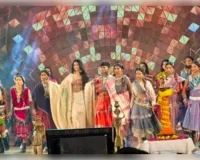 पूर्व महिला नक्सलियों ने रायपुर में रैंप वॉक किया