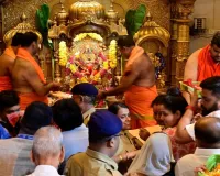 मुंबई के सिद्धि विनायक मंदिर में चढ़ावा चोरी का मामला