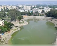 कहां गई जिम्मेदारी? नहरों के बीच बसा शहर, किनारों पर सुरक्षा का संकट