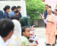रास्ता न दिला पाएं तो लेखपाल, कानूनगो, तहसीलदार सबको सस्पेंड करो