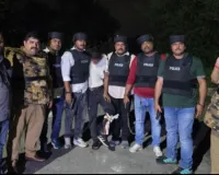 इनामिया वांछित बदमाश जितेन्द्र पासवान उर्फ लादेन मुठभेड़ में दबोचा गया 